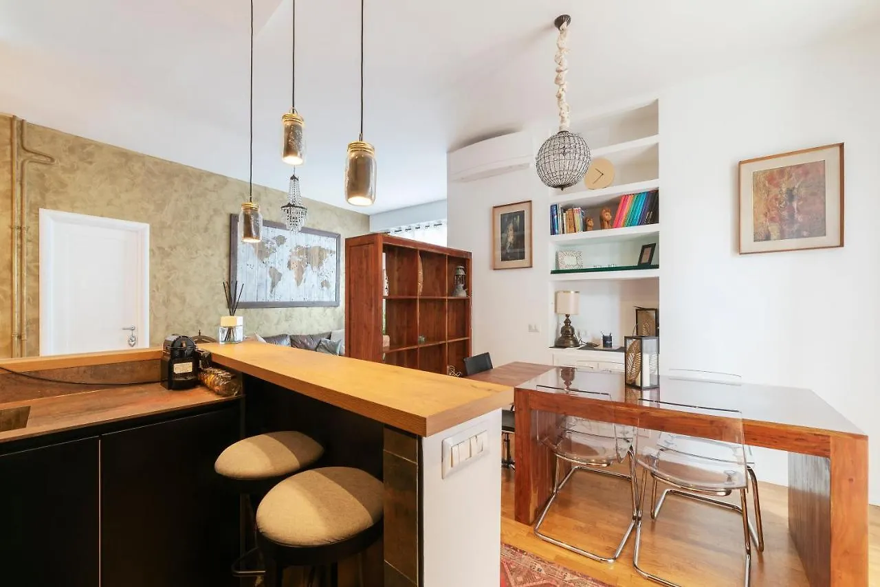 Sapienza & Policlinico Design Apartment Rome Italy