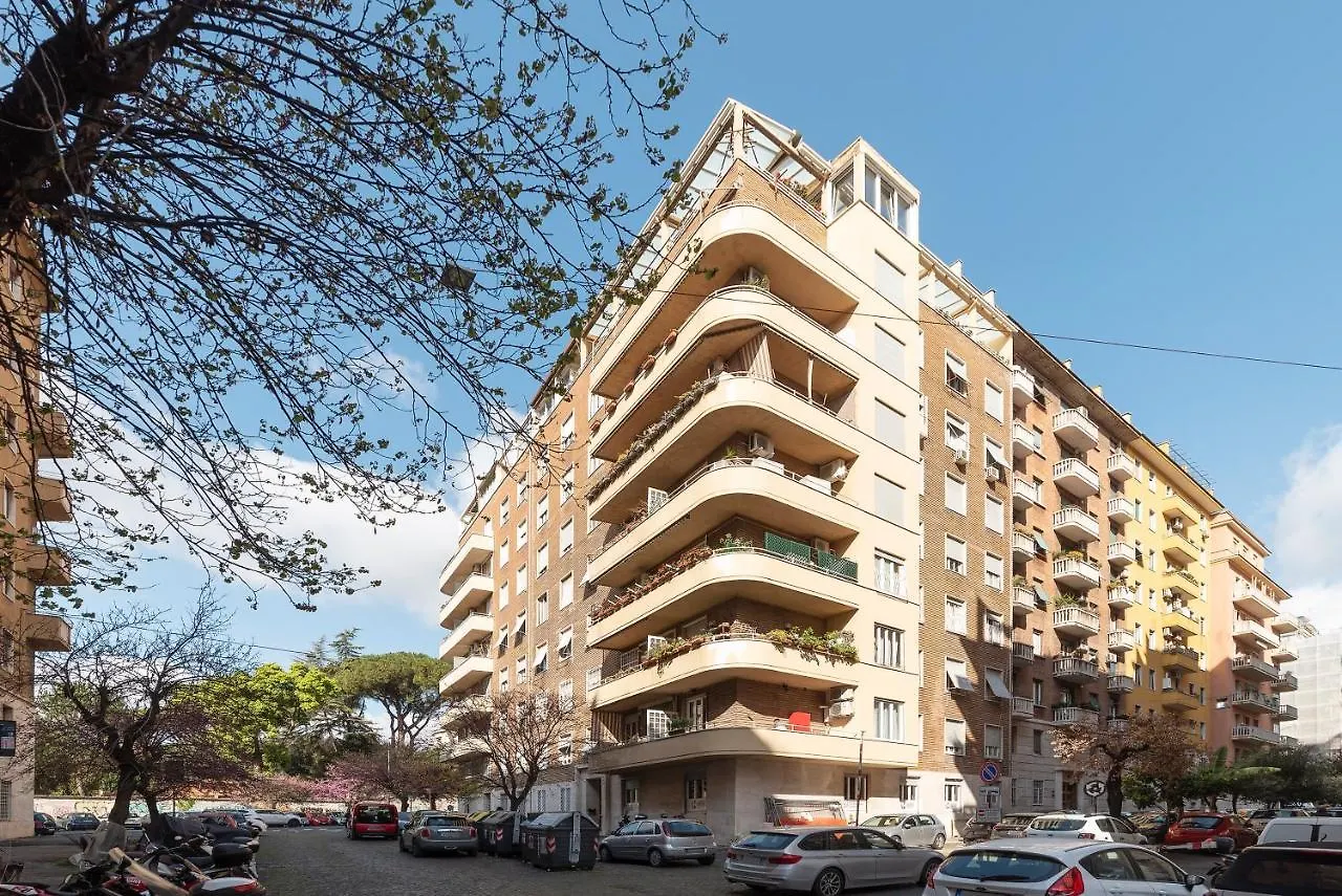 Sapienza & Policlinico Design Apartment Rome