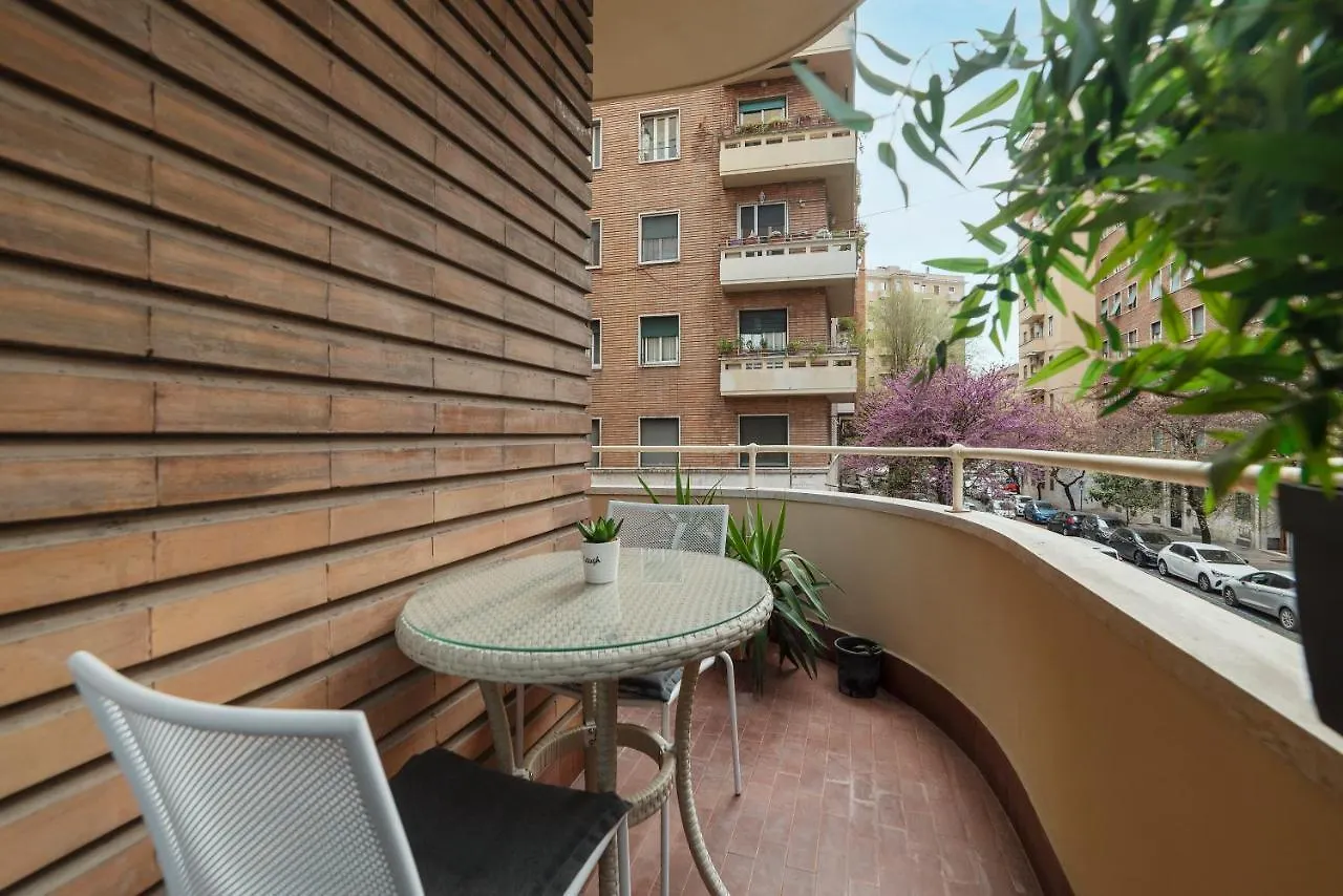 Sapienza & Policlinico Design Apartment Rome Italy